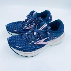 Brooks Adrenaline GTS 22 Running Sneakers 7.5 Navy
